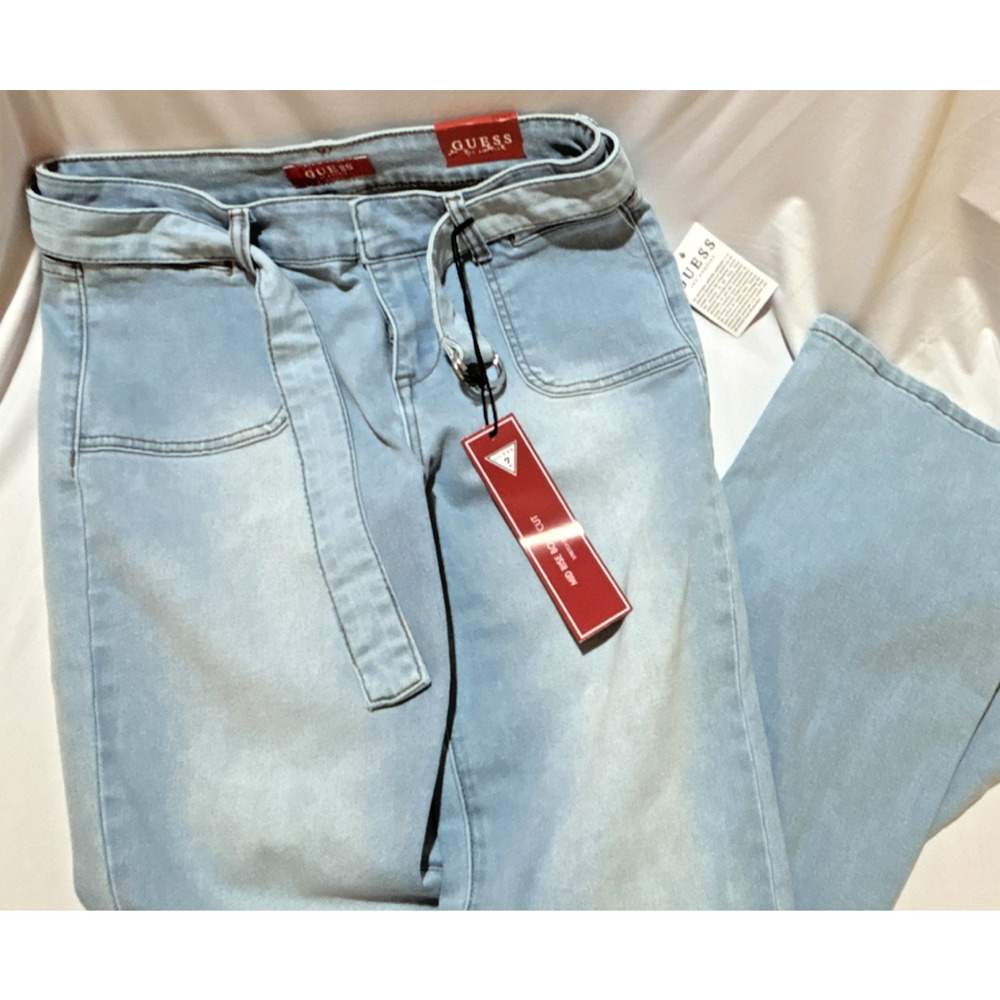 GUESS Los Angeles Women's Light Wash Bootcut Stretch Jeans with Belt NWT